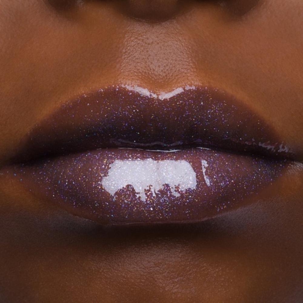 Stila Lip gloss (in the black)